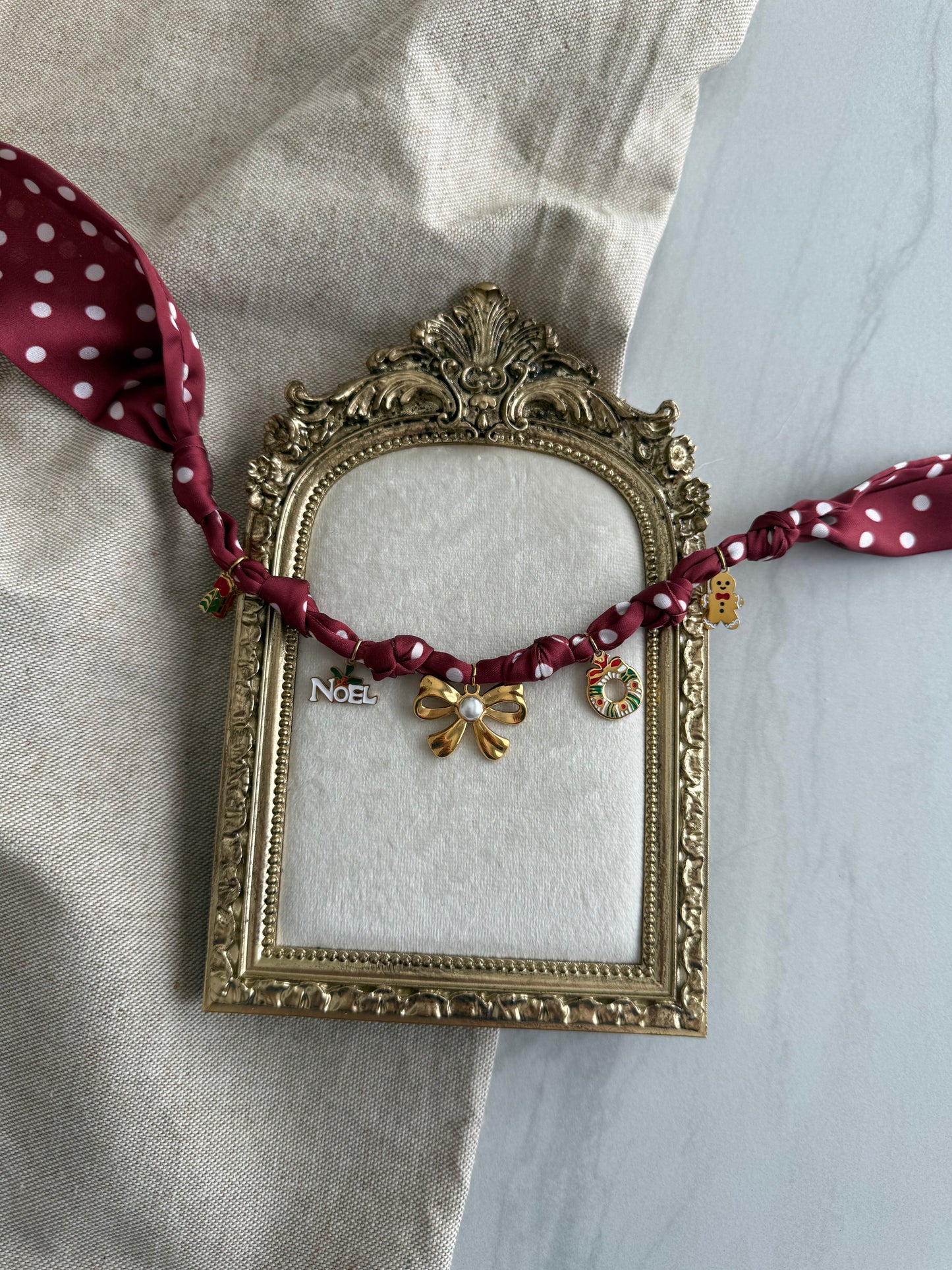 Christmas Scarf Necklace