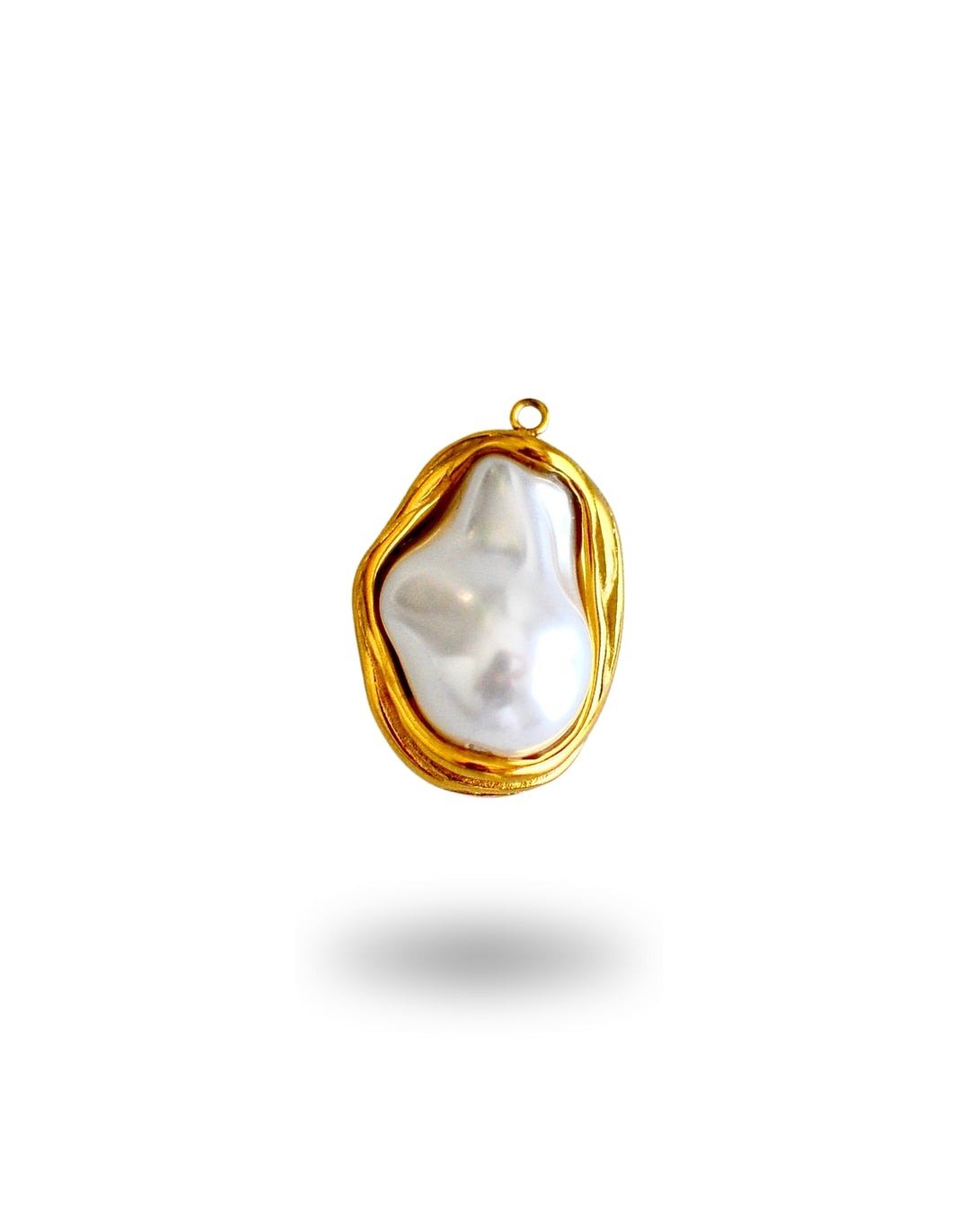 Statement Pearl Charm