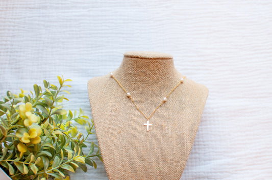 Cross Pearl Pendant Necklace