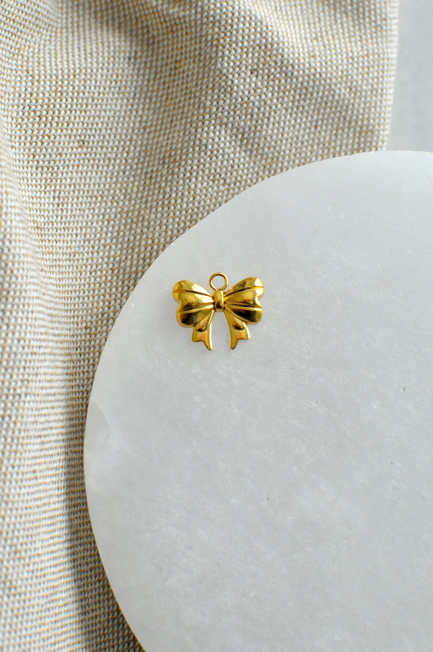 Medium Bow Charm