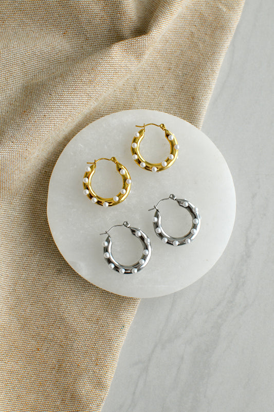 Lexi Pearl Statement Hoops