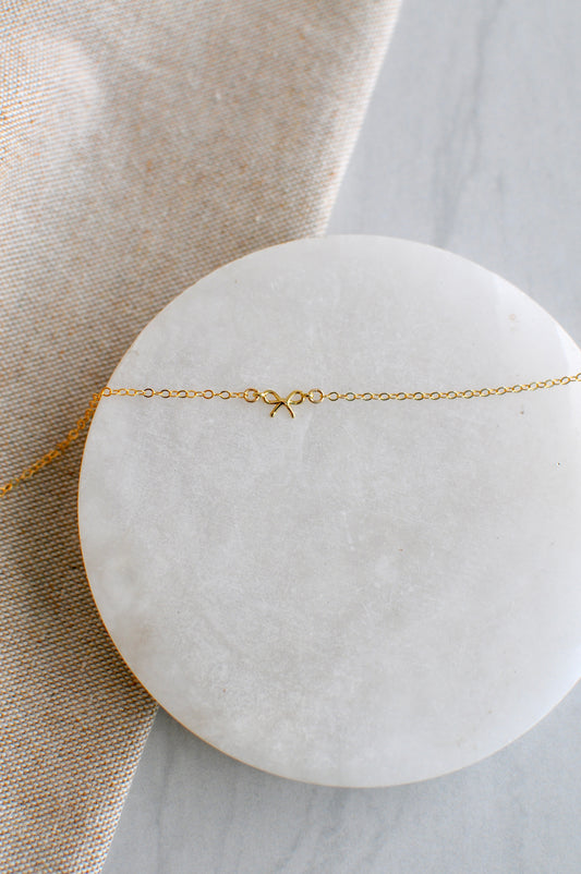 Dainty Bow Bracelet