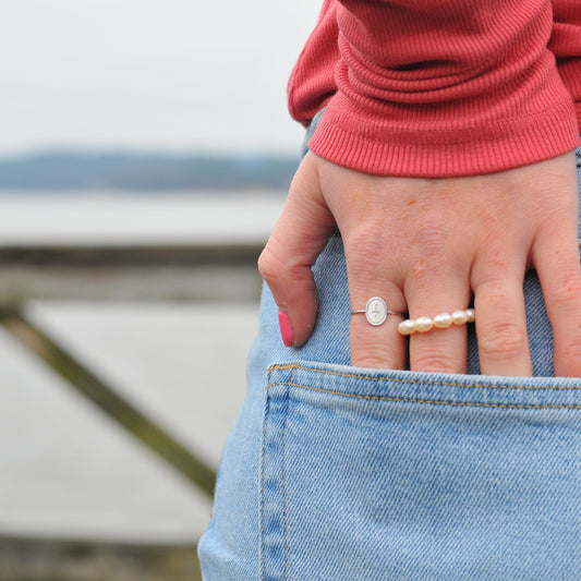 Oval Cross Ring