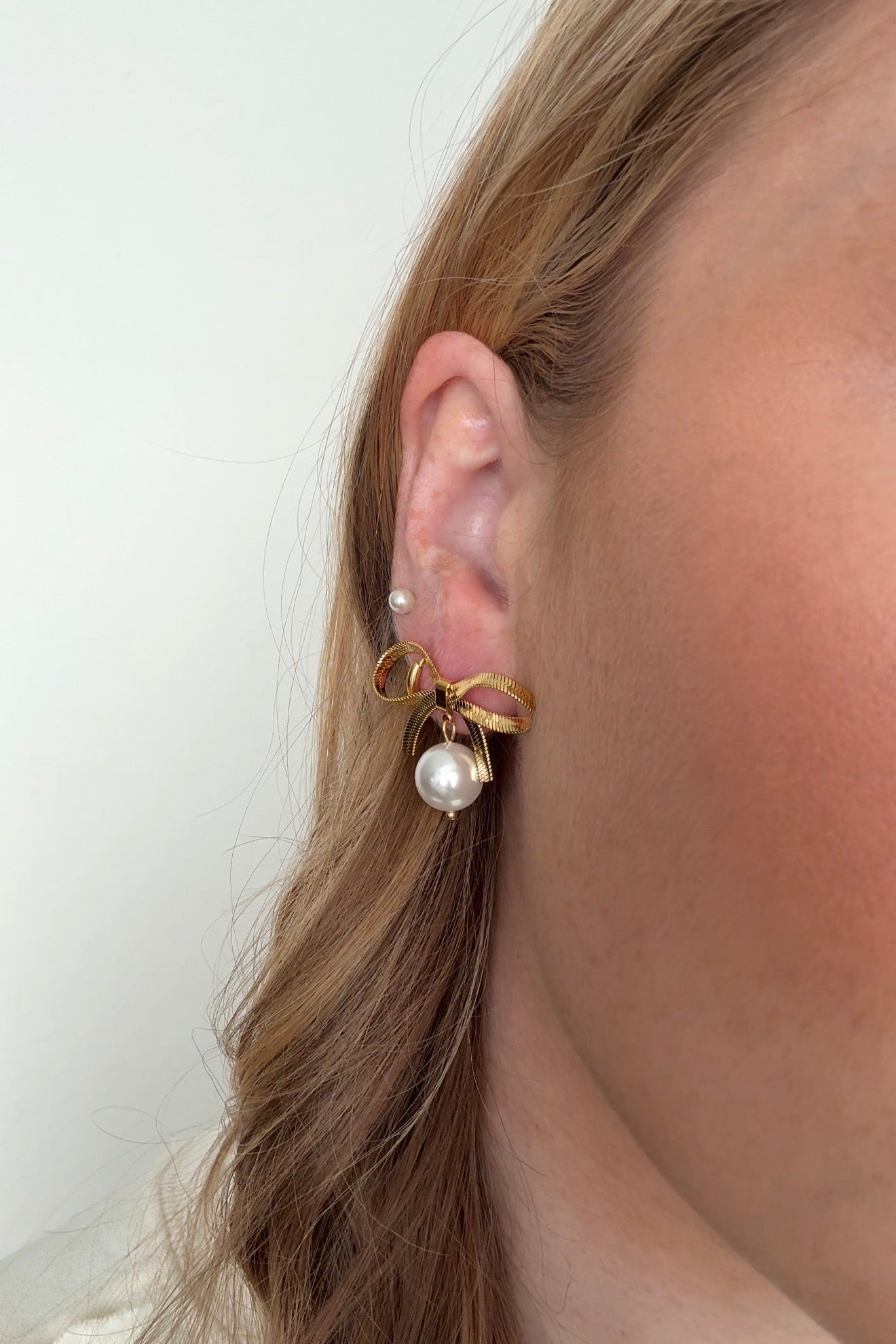 Gold Herringbone Bow Studs
